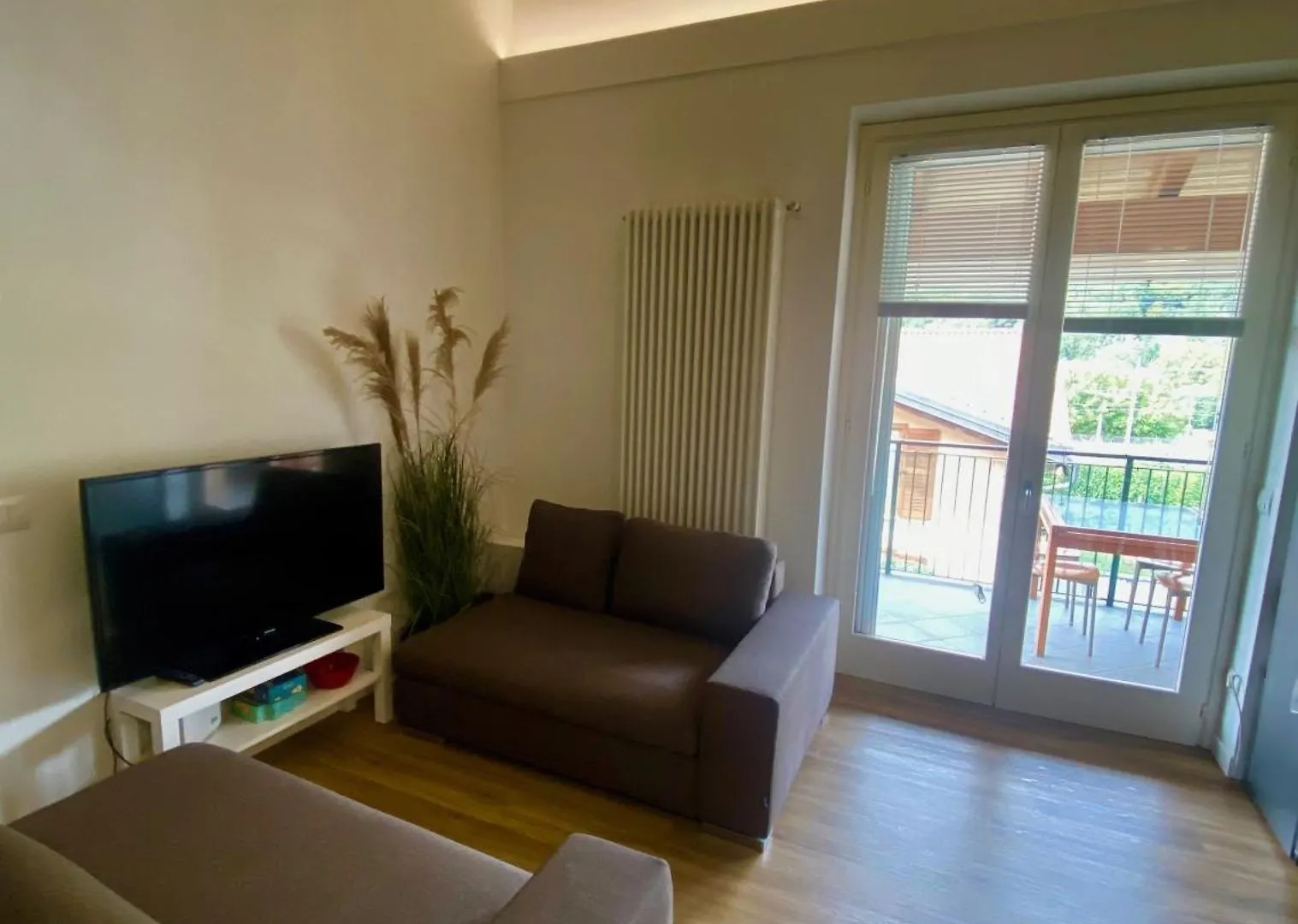 Modern Apartment With Terrace And Mezzanine Floor Colico
